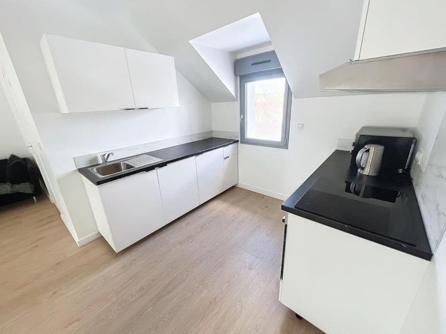 Appartement Neuf Proche Gare Margny-les-Compiegne Exterior photo
